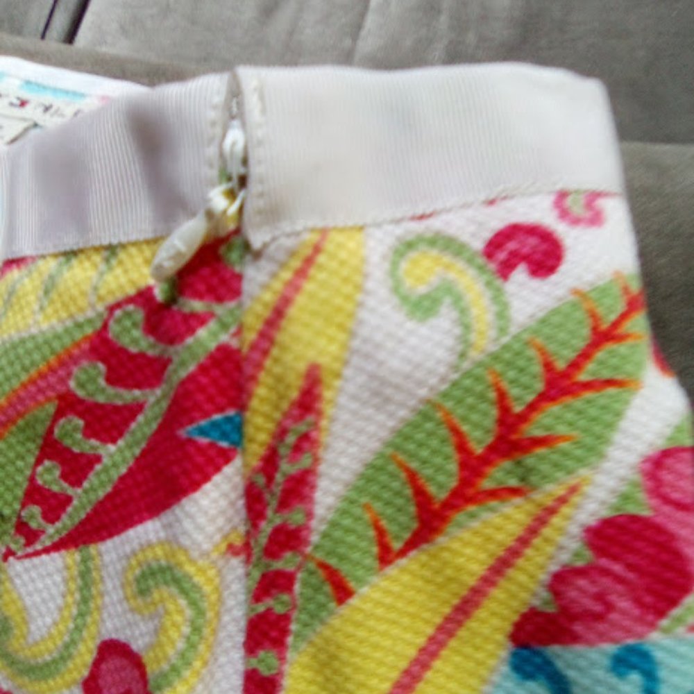 Tommy Hilfiger Stretch Cotton Tropical Print Mini Skirt Sz 12 - Picture 2 of 3